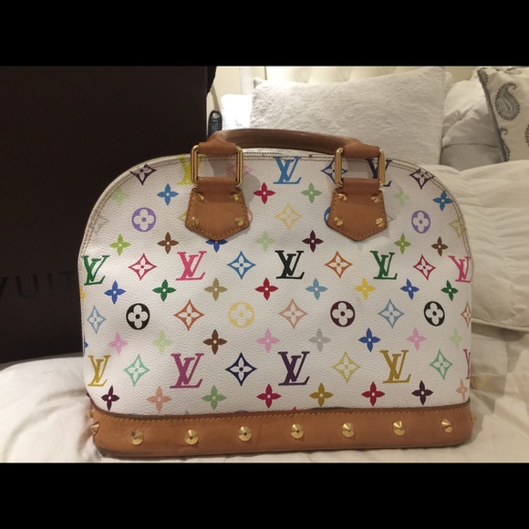 Louis Vuitton Handbags - Louis Vuitton special edition purse